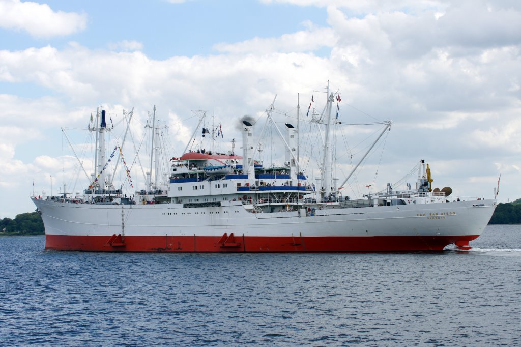 Das Museumsschiff Cap San Diego aufgenommen am 18.07.10 bei Kiel Hhe Nord-Ostseekanal