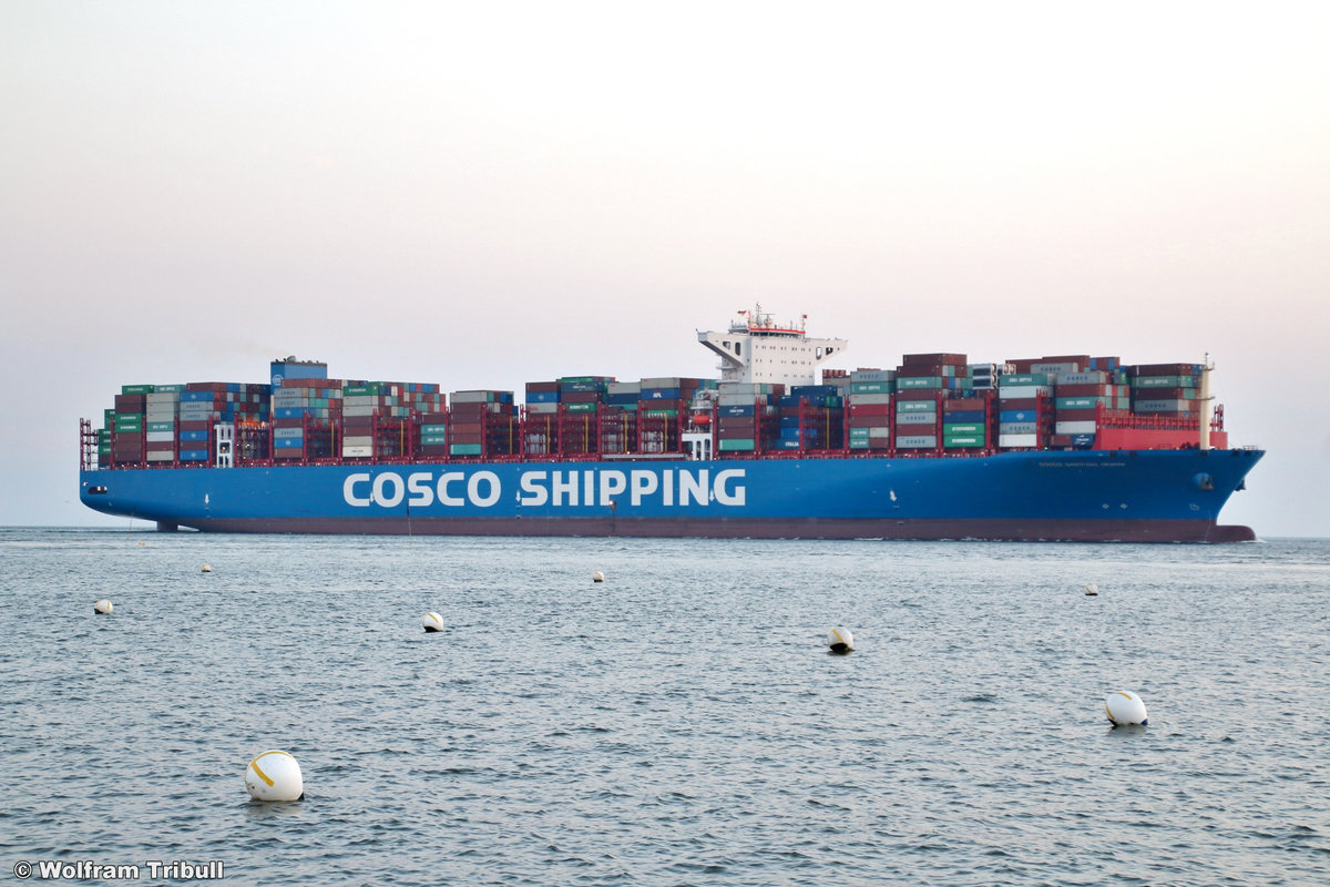 COSCO SHIPPING GEMINI am 03.08.2018 bei Cuxhaven Hhe Altenbruch