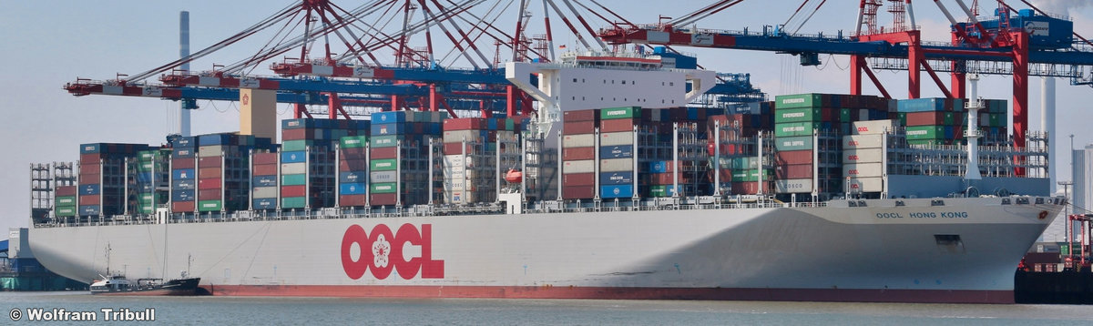 OOCL HONG KONG am 23.07.2018 bei Wilhelmshaven Höhe Container Terminal Eurogate