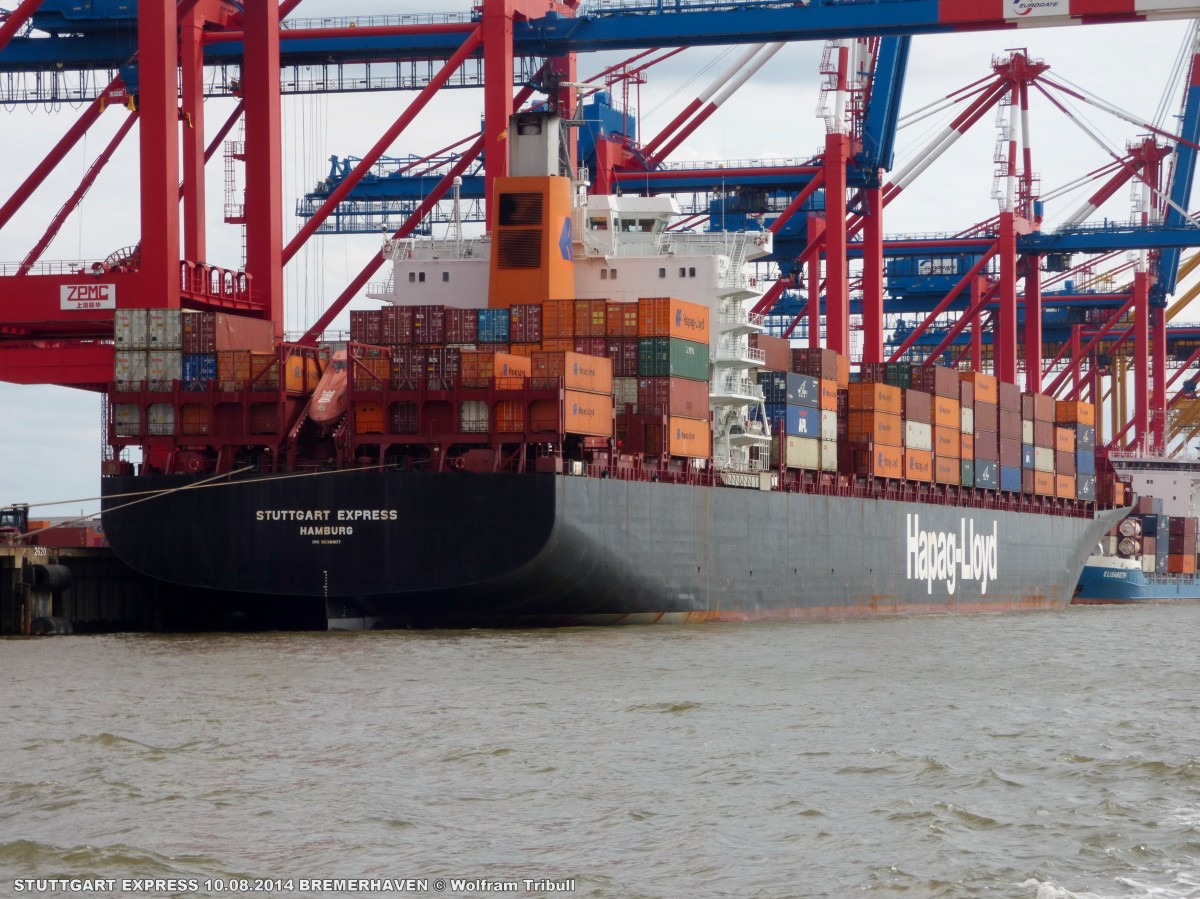 STUTTGART EXPRESS aufgenommen am 10.08.2014 bei Bremerhaven Höhe Container Terminal Eurogate