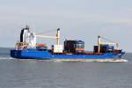 Das Frachtschiff Hooge aufgenommen am 13.07.10 bei Cuxhaven Hhe Steubenhft