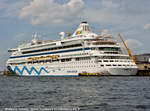 AIDAaura am 02.08.2008 bei Hamburg Höhe Cruise Terminal Hafencity