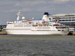 BERLIN am 10.08.2014 bei Bremerhaven Hhe Cruise Terminal Columbuskaje 