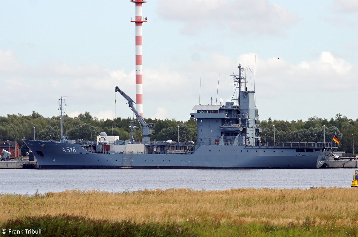 A 516 DONAU aufgenommen am 18.08.2011 im Marinehafen von Rostock