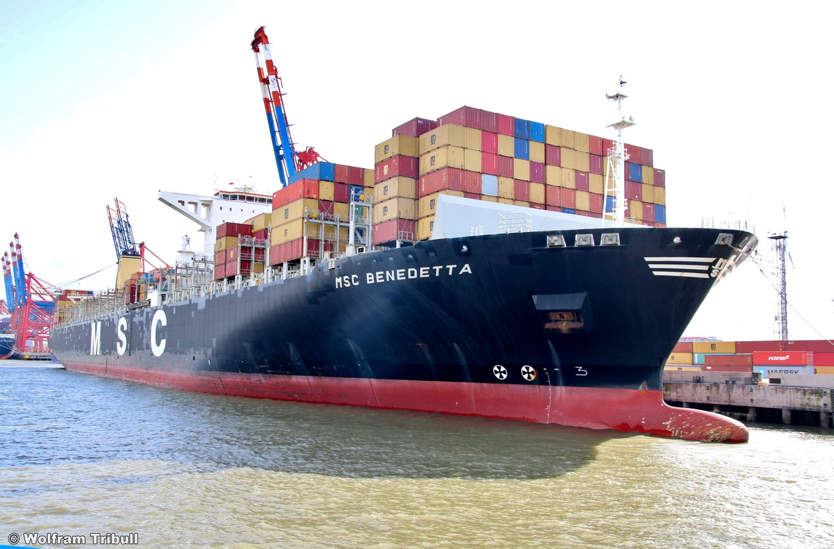 MSC BENEDETTA aufgenommen am 30. September 2019 bei Hamburg Höhe Container Terminal Eurogate