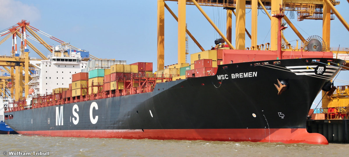 MSC BREMEN aufgenommen am 09. August 2017 bei Bremerhaven Höhe Container Terminal MSC Gate