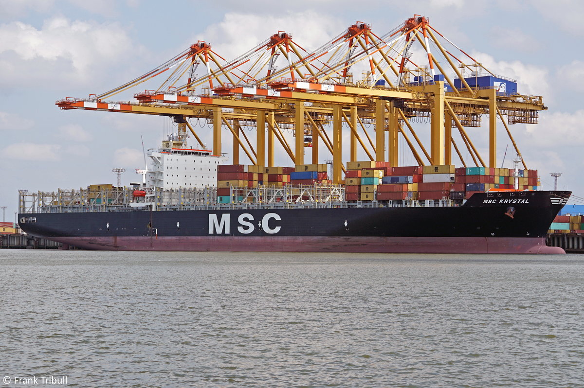 MSC Krystal aufgenommen am 28.07.2019 bei Bremerhaven Höhe Container Terminal Eurogate
