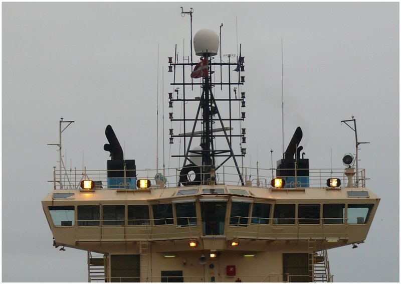 Aberdeens Hafen beherbergt viele Schiffe der Oelindustrie in der Nordsee. (05.08.2008)