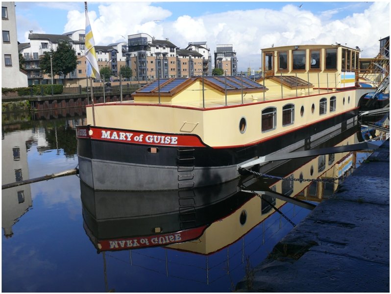Hausboot in Leith, in der N�he des Ocean Terminal in Edinburgh. (03.08.2008)