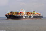 MSC SAVONA aufgenommen am 07.08.2011 bei Cuxhaven Höhe Steubenhöft