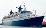 NORWAY am 05.08.2003 im Hafen von Bremerhaven
