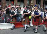 Drums and pipes an einem Umzug anl�sslich des Fringe Comedy Festivals und des ber�hmten Military Tattoo in Edinburgh.